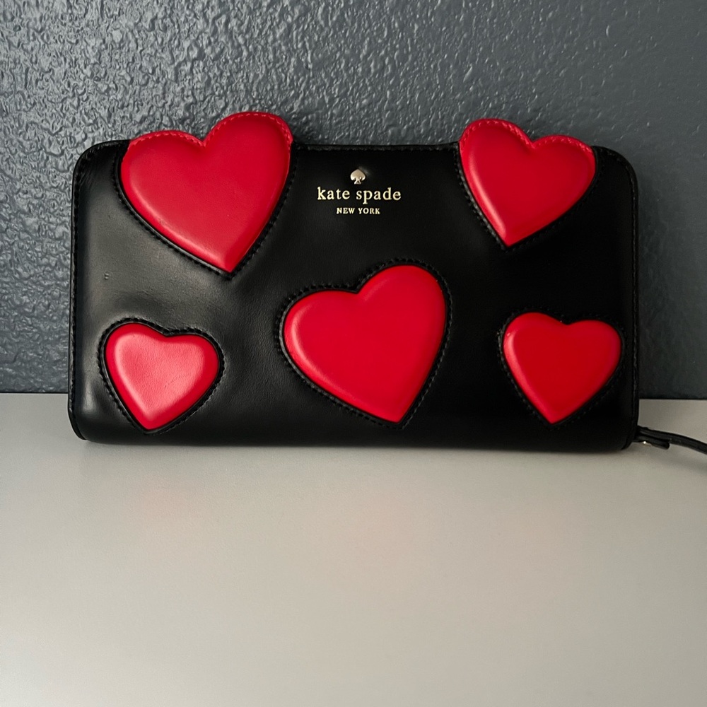 Kate spade Valentine’s Day wallet